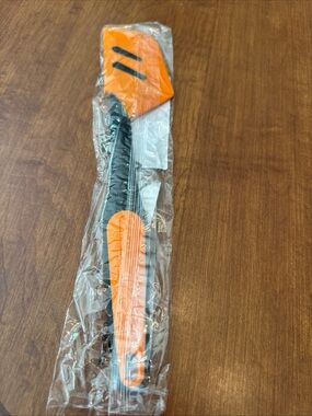 Tupperware Silicone Orange and Black Silicone Spatula Heat Resistant
